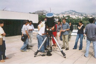 Observa��o das manchas solares com o telesc�pio Meade LX200 a partir do terra�o da UMa.